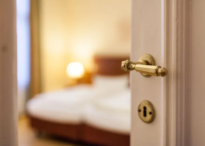 Martas Berlin-mitte 3* برلين