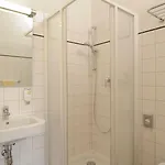 Martas Berlin-mitte 3*