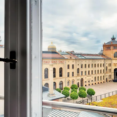 Martas Berlin-mitte 3*