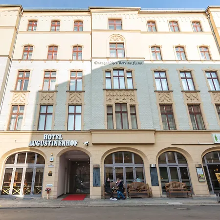 Martas Berlin-mitte برلين